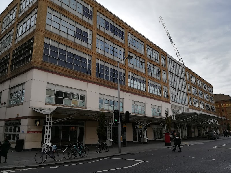 Chelsea and Westminster Hospital