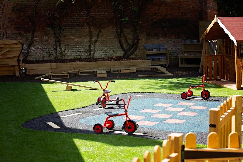 Monkey Puzzle Day Nursery & Preschool Epsom