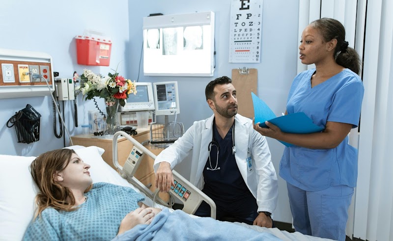 Healthcare Assistant (HCA) Training Courses London - Floreo Associates